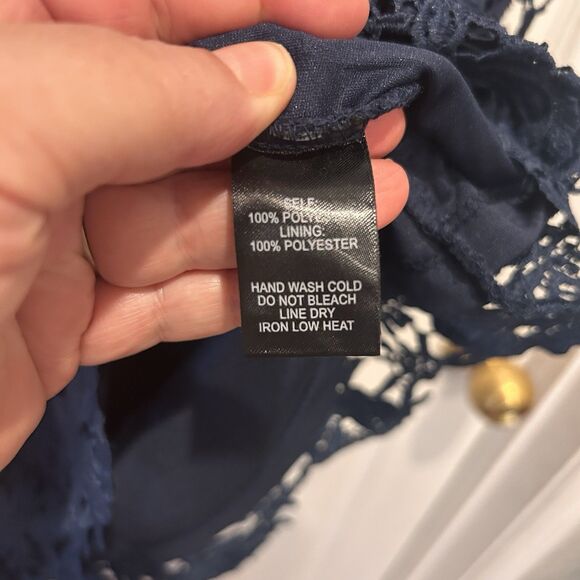 LULUS Dress Love Poem Crochet Lace Mini Open Back Navy Blue Medium NWT Wedding - Picture 8 of 8